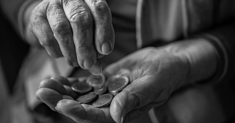 Cheap ways to save before you leave